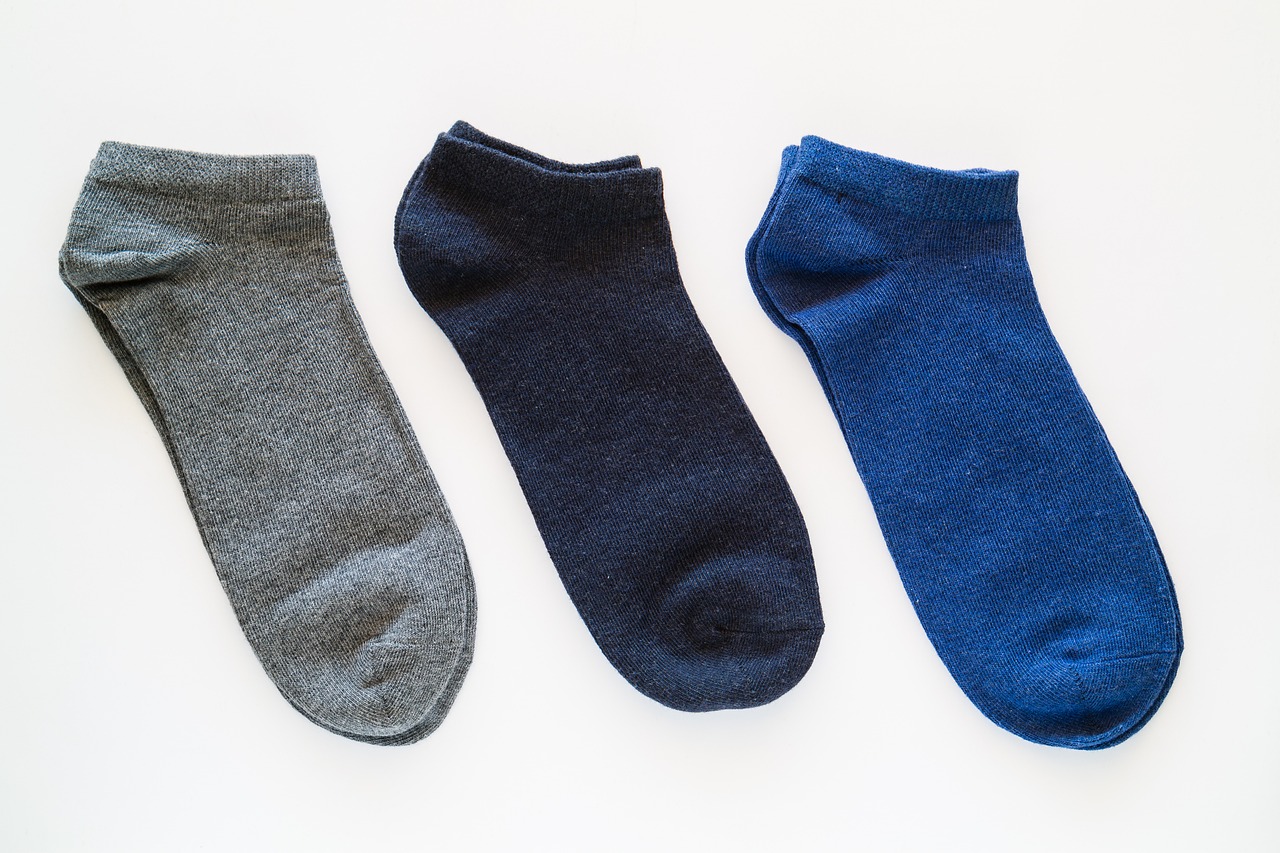 sock, socks, colors-4330279.jpg