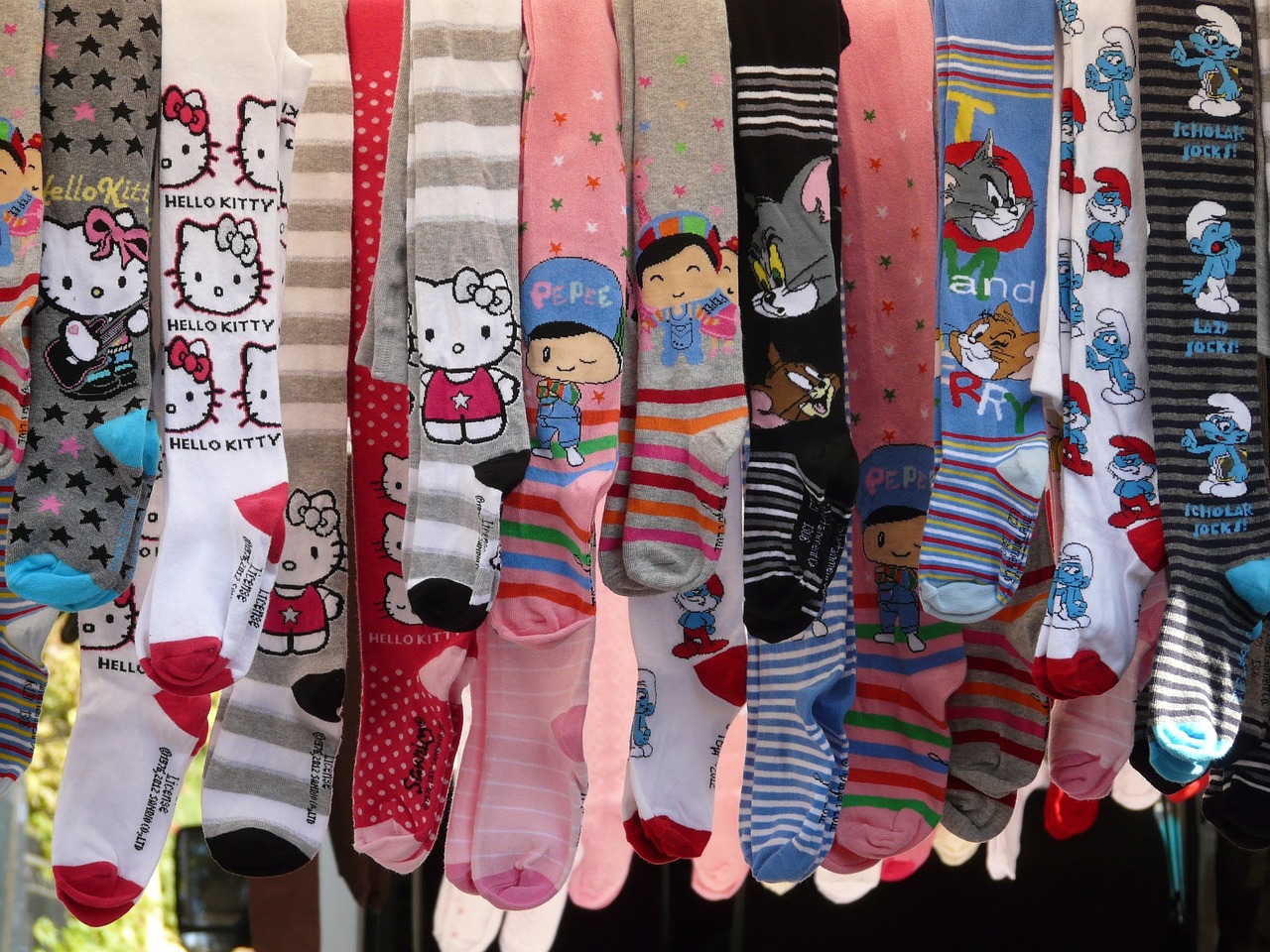 socks, stockings, sale-73925.jpg